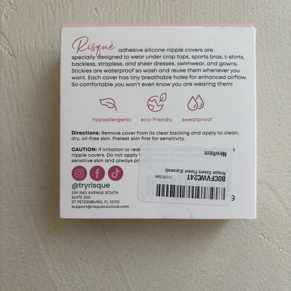 Risqué NWT Caramel Nipple Covers Reusable - Picture 2 of 4